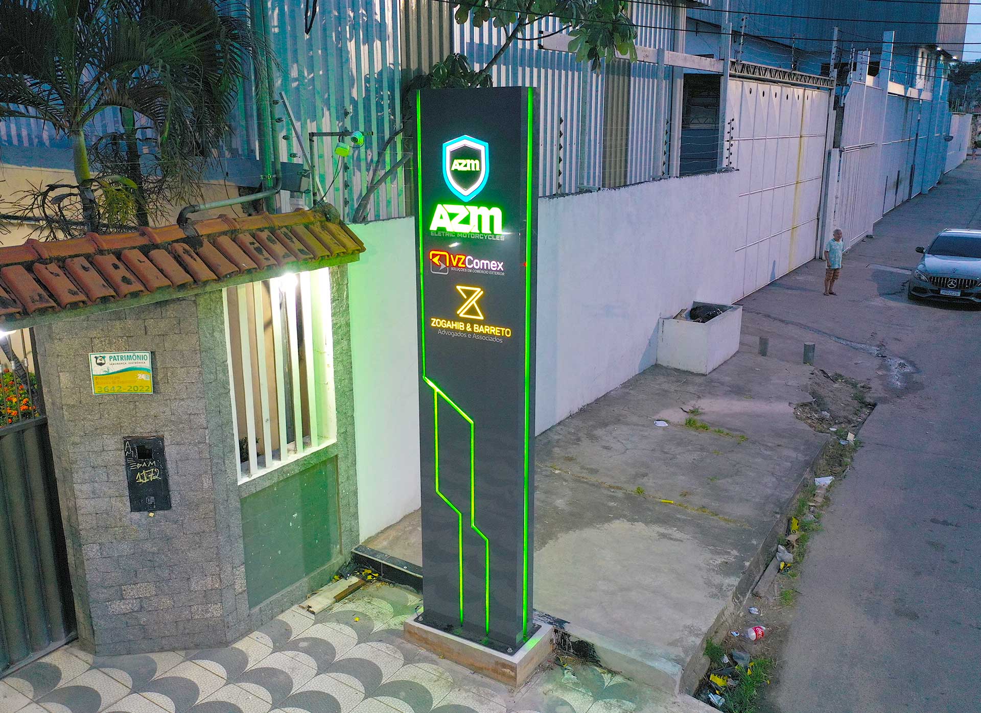 AZM